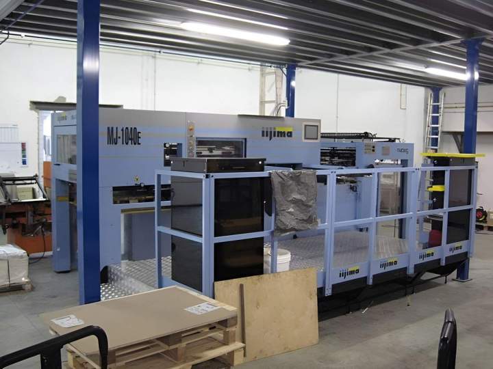 Presse de découpe IIJIMA Bobigny